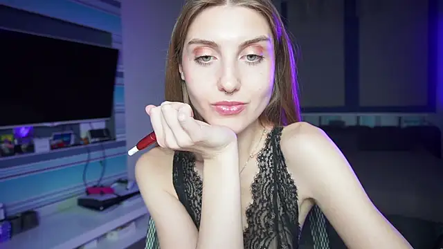 CassiaBlade1 online show from September 25, 2025, 4:54 pm