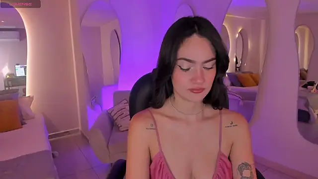 Snapshot of AnaDurant chatting on March 22, 2025, 9:13 am AnaDurant online show from March 22, 2025, 9:13 am