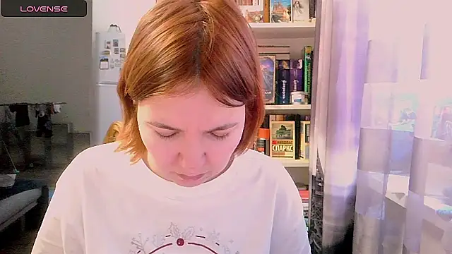 BrattyFoxyGirl online show from January 13, 2025, 9:19 am