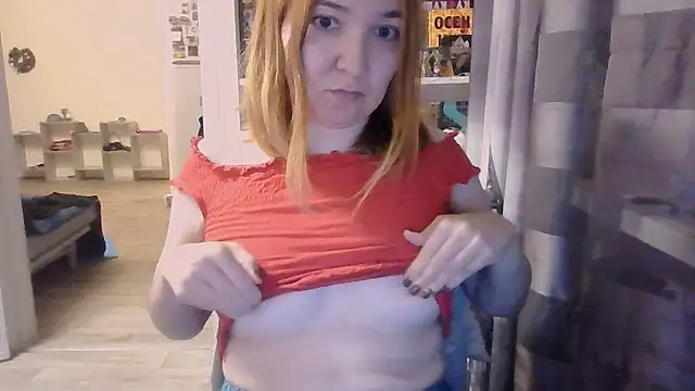 BrattyFoxyGirl online show from October 16, 2025, 2:29 pm