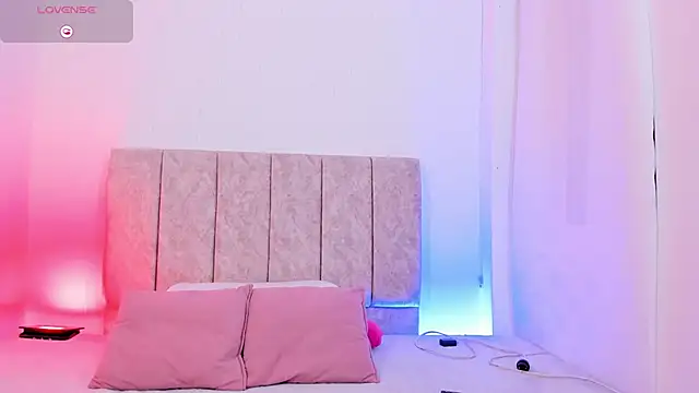 Snapshot of Danny__Smith chatting on October 29, 2025, 10:28 am Danny Smith online show from October 29, 2025, 10:28 am