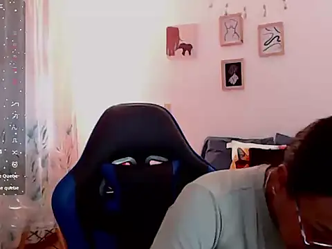 Snapshot of emmily_castro chatting on October 24, 2025, 12:01 pm emmily castro online show from October 24, 2025, 12:01 pm