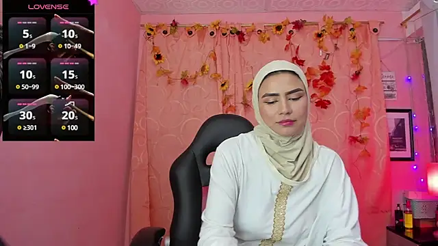 Snapshot of DarshaKhemu chatting on January 28, 2025, 8:47 pm DarshaKhemu online show from January 28, 2025, 8:47 pm