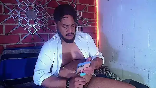 Snapshot of the_master_foal_ chatting on March 14, 2025, 6:53 am the master foal online show from March 14, 2025, 6:53 am