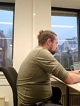 Tj1sen online show from December 18, 2024, 9:25 am