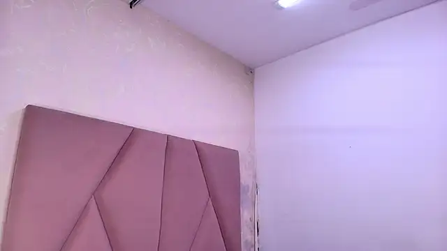 lay navas online show from September 11, 2025, 7:14 pm