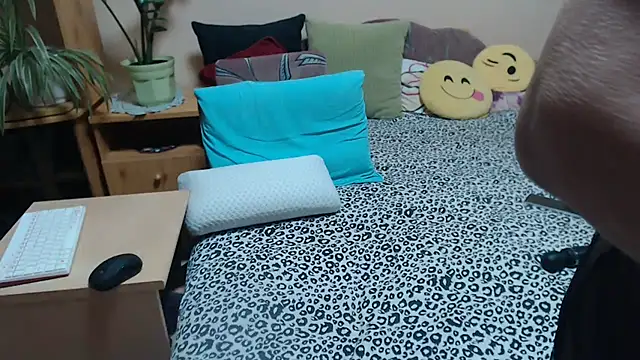 Margaret-milf online show from September 11, 2025, 5:35 pm