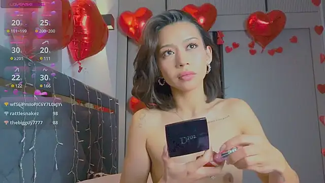 Mia Tin online show from February 13, 2025, 12:32 pm