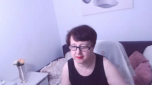 ChristaRose online show from September 27, 2025, 12:04 am