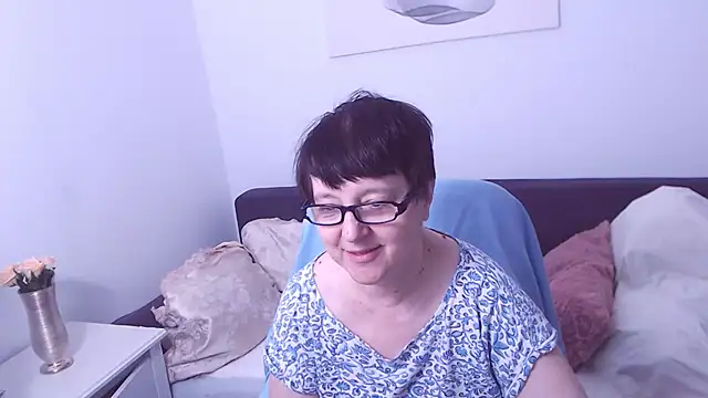 ChristaRose online show from November 13, 2025, 11:58 pm