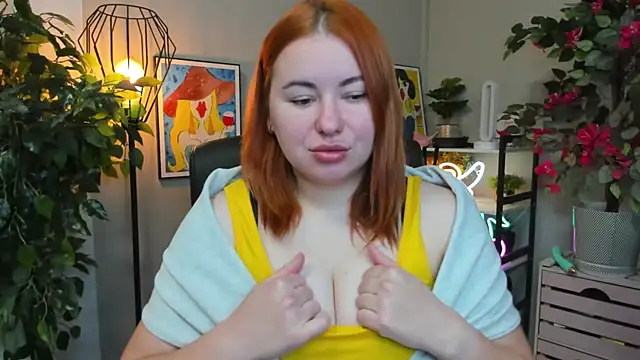 LAYLAxSTAR online show from November 5, 2025, 7:41 am