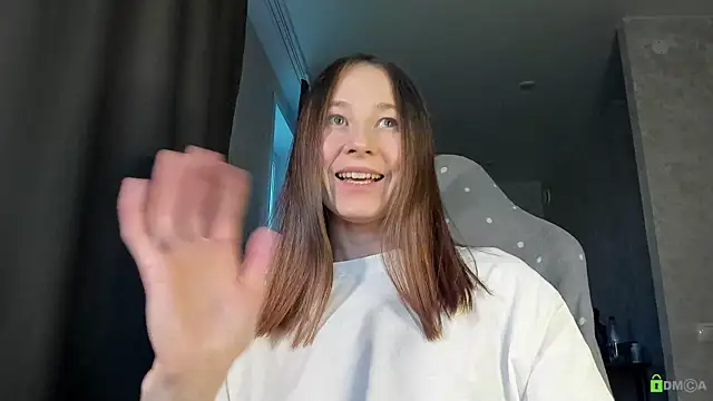 Snapshot of Courtney_Luv chatting on October 6, 2025, 1:30 pm Courtney Luv online show from October 6, 2025, 1:30 pm