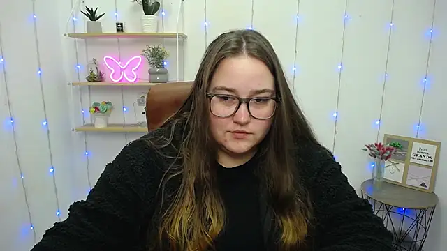 Snapshot of XX_Daniella_XX chatting on January 22, 2025, 7:13 pm XX Daniella XX online show from January 22, 2025, 7:13 pm