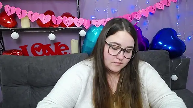 Snapshot of XX_Daniella_XX chatting on February 15, 2025, 4:14 am XX Daniella XX online show from February 15, 2025, 4:14 am
