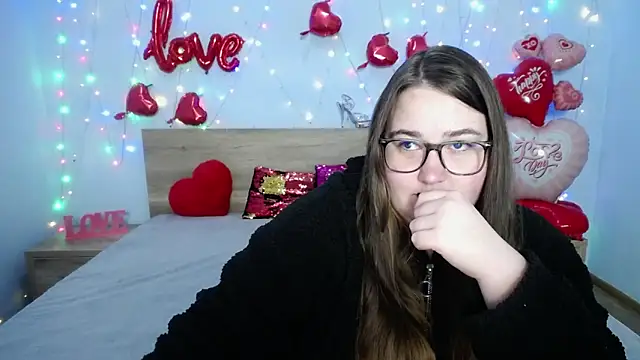 Snapshot of XX_Daniella_XX chatting on February 15, 2025, 7:06 pm XX Daniella XX online show from February 15, 2025, 7:06 pm