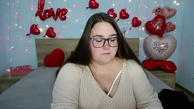 Snapshot of XX_Daniella_XX chatting on February 15, 2025, 10:10 pm XX Daniella XX online show from February 15, 2025, 10:10 pm