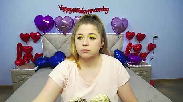 Snapshot of JessikaDaniel chatting on February 20, 2025, 7:12 am JessikaDaniel online show from February 20, 2025, 7:12 am
