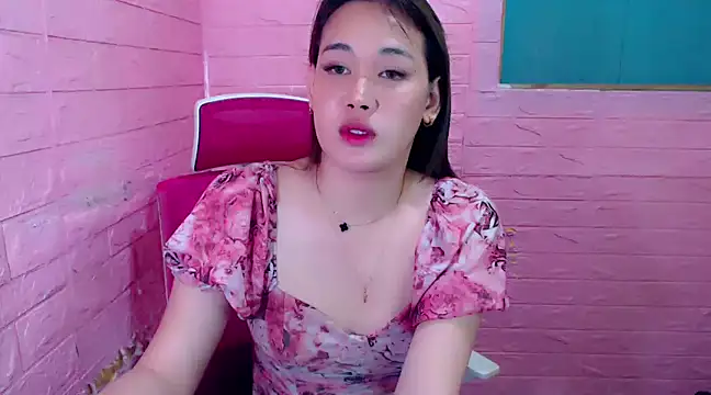 9inSelfSucker online show from February 18, 2025, 1:33 pm