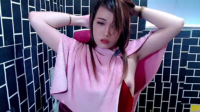 9inSelfSucker online show from September 19, 2025, 8:27 am