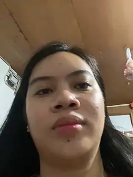 Hebefemme online show from March 16, 2025, 7:04 am