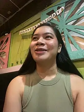 Hebefemme online show from March 16, 2025, 12:22 pm