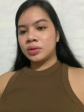 Hebefemme online show from March 19, 2025, 5:28 pm