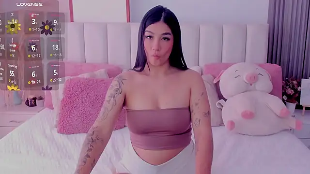 Skcarlet beckett online show from October 24, 2025, 1:18 pm