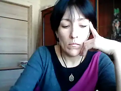 SunnyAmorre online show from March 18, 2025, 11:52 am