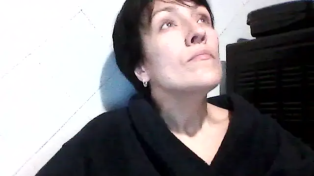 SunnyAmorre online show from October 19, 2025, 6:52 pm