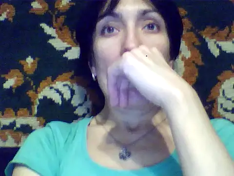 SunnyAmorre online show from November 11, 2025, 7:36 pm