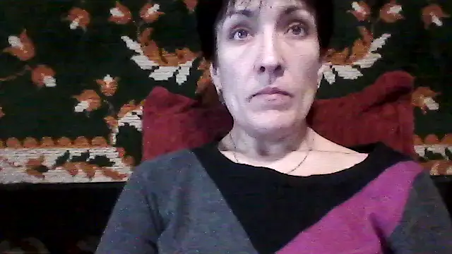 SunnyAmorre online show from November 13, 2025, 11:31 am