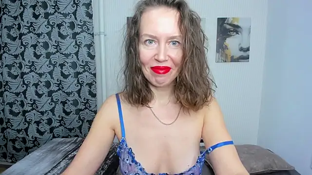 BrendaCain online show from February 3, 2025, 12:36 am