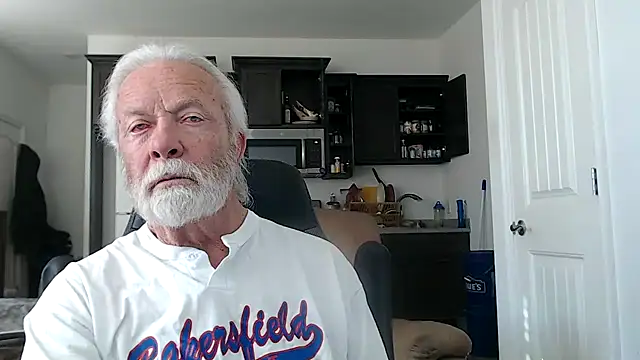 Snapshot of rockpoint69 chatting on December 18, 2024, 8:47 pm rockpoint69 online show from December 18, 2024, 8:47 pm