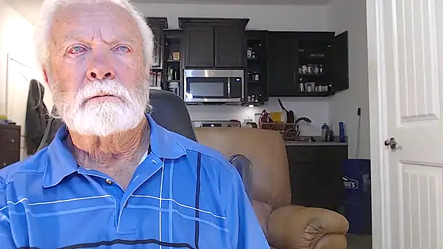 Snapshot of rockpoint69 chatting on December 21, 2024, 9:55 am rockpoint69 online show from December 21, 2024, 9:55 am