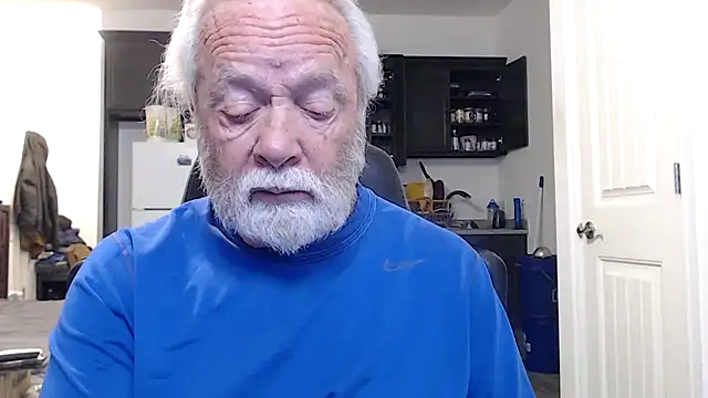 Snapshot of rockpoint69 chatting on December 22, 2024, 11:11 am rockpoint69 online show from December 22, 2024, 11:11 am