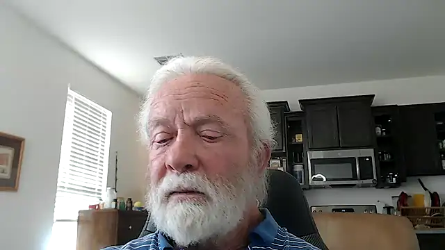 Snapshot of rockpoint69 chatting on January 1, 2025, 9:09 pm rockpoint69 online show from January 1, 2025, 9:09 pm