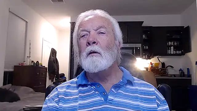 Snapshot of rockpoint69 chatting on January 11, 2025, 8:22 am rockpoint69 online show from January 11, 2025, 8:22 am