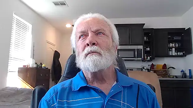 Snapshot of rockpoint69 chatting on January 11, 2025, 6:01 pm rockpoint69 online show from January 11, 2025, 6:01 pm