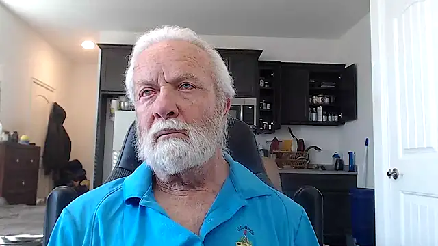 Snapshot of rockpoint69 chatting on January 12, 2025, 5:33 pm rockpoint69 online show from January 12, 2025, 5:33 pm