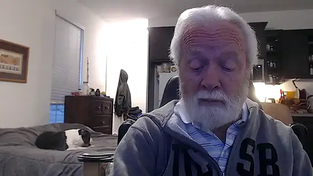 Snapshot of rockpoint69 chatting on January 17, 2025, 1:35 pm rockpoint69 online show from January 17, 2025, 1:35 pm