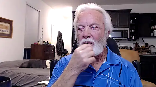 Snapshot of rockpoint69 chatting on February 5, 2025, 1:11 pm rockpoint69 online show from February 5, 2025, 1:11 pm