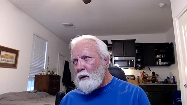 Snapshot of rockpoint69 chatting on February 10, 2025, 11:13 pm rockpoint69 online show from February 10, 2025, 11:13 pm