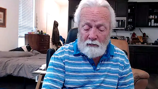 Snapshot of rockpoint69 chatting on February 11, 2025, 10:18 pm rockpoint69 online show from February 11, 2025, 10:18 pm