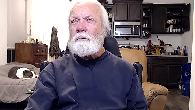 Snapshot of rockpoint69 chatting on February 12, 2025, 7:13 am rockpoint69 online show from February 12, 2025, 7:13 am