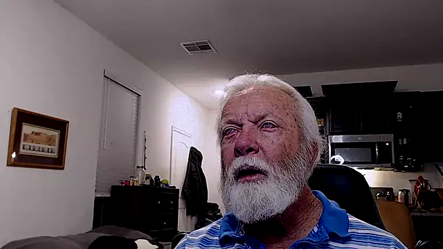 Snapshot of rockpoint69 chatting on February 13, 2025, 7:56 am rockpoint69 online show from February 13, 2025, 7:56 am