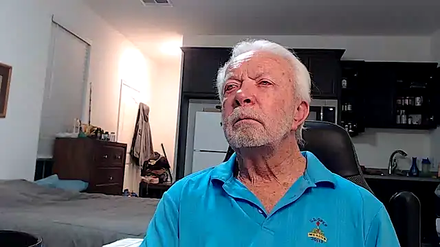 Snapshot of rockpoint69 chatting on September 27, 2025, 10:42 am rockpoint69 online show from September 27, 2025, 10:42 am