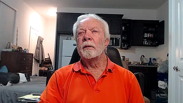 Snapshot of rockpoint69 chatting on October 16, 2025, 8:15 am rockpoint69 online show from October 16, 2025, 8:15 am