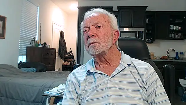 Snapshot of rockpoint69 chatting on October 23, 2025, 12:59 pm rockpoint69 online show from October 23, 2025, 12:59 pm