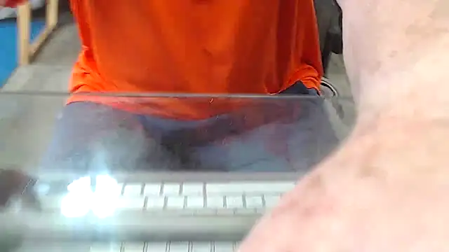 Snapshot of rockpoint69 chatting on November 29, 2025, 10:02 pm rockpoint69 online show from November 29, 2025, 10:02 pm