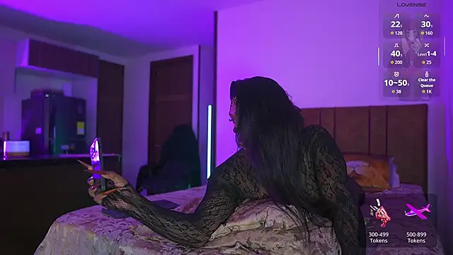 Snapshot of AmberRaus chatting on October 28, 2025, 1:20 am AmberRaus online show from October 28, 2025, 1:20 am